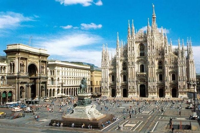 Milan Private Transfer From Milan City Centre to Milan Linate Airport - Meeting and Pickup