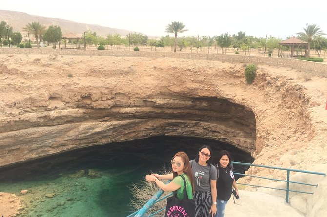 Muscat : Private Trip to Wadi Shab for a Full Day With Lunch - Trip Overview