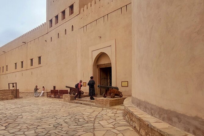 Nizwa and Jebel Akhdar Small Group Tour