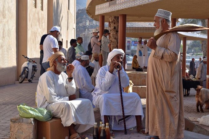Nizwa Tour & Friday Market