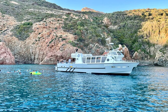 Of Sagone/Cargèse Cruise Walk Swimming and Leisure - Amenities Offered on the Cruise