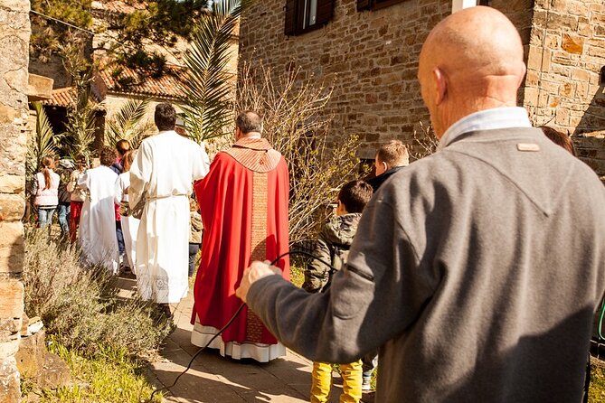 Palm Sunday in Jerusalem: Mass at Bethpage and Via Dolorosa Procession - Inclusions Package