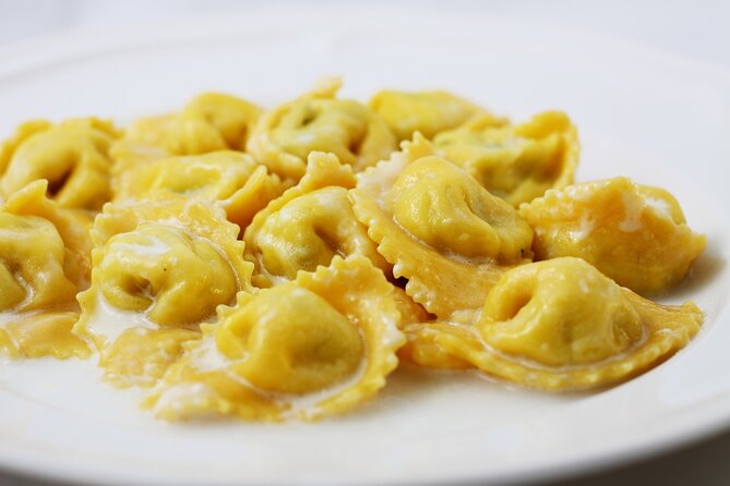 Parmigiano Reggiano of the Red Cows Tour With Lunch - Included Amenities