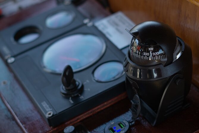 Porto- Private Tour on the Douro River 2H, Porto - Meeting Point Details