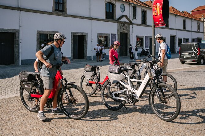 Porto Riverbank E-Bike Tour - Atlantic Coast, Gardens - Tour Location and Meeting Point