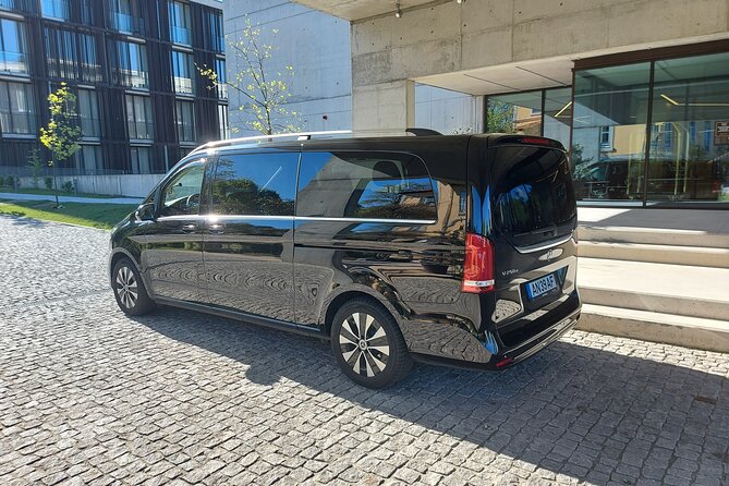 Private Airport Transfer From Porto to Santiago De Compostela