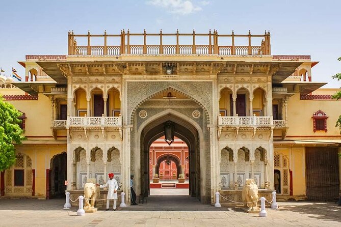 Private Amer Fort and Jaipur City Tour From Delhi by Car - Tour Details