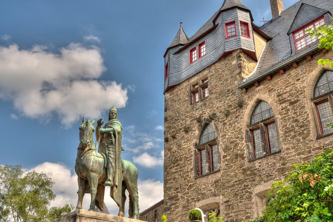 Private Audio Book City Rally in Solingen Castle and Castle Burg - Meeting Point