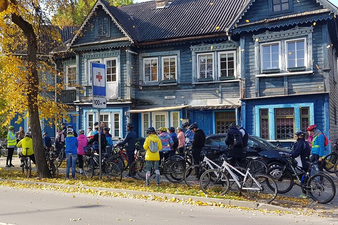 Private Bike Tour - Vilnius City Contrasts - Accessibility and Group Size
