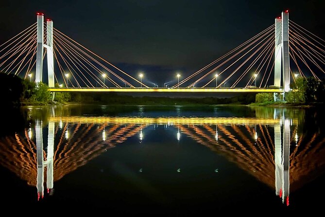Private Club Vibe Night Cruise in Warsaw for 9 With Our Helmsman