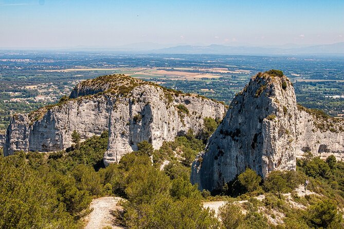 Private Day Trip to the Alpilles From Avignon - Trip Overview and Inclusions