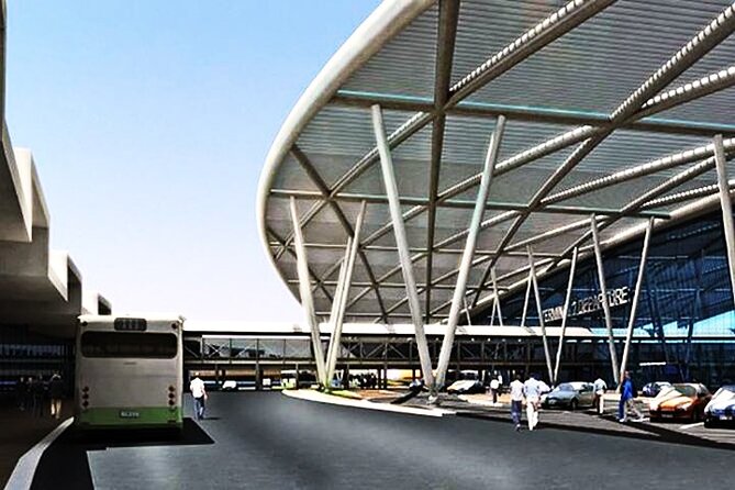 Private Departure Transfer From Cairo or Giza Hotels to Cairo Airport - Meeting and Pickup Information