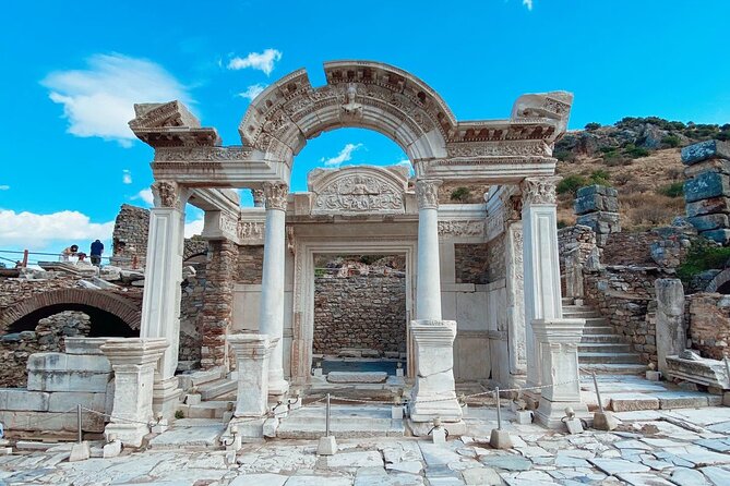 PRIVATE Ephesus For Cruisers: Guide and Vehicle Service - Highlights of the Tour