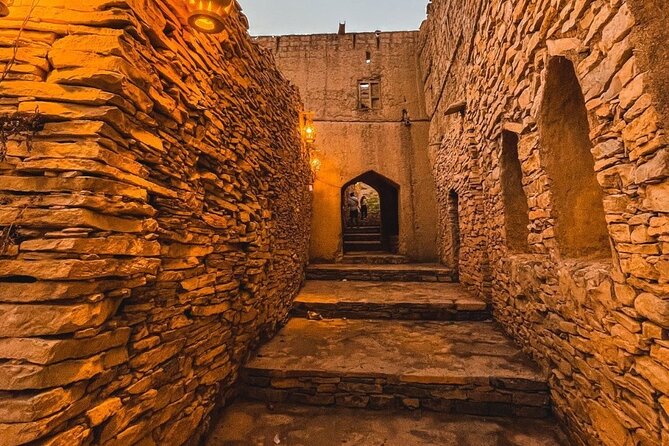 Private Full Day Historical Trip in Oman - Pickup Details