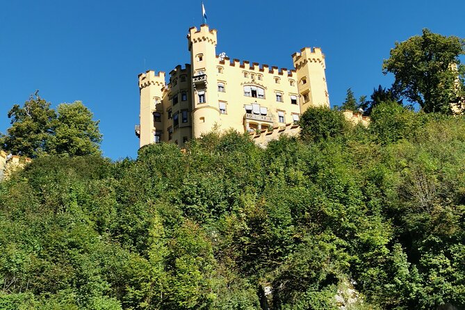 Private Full Day Neuschweinstein Castle Tour From Munich - Meeting and Pickup Details