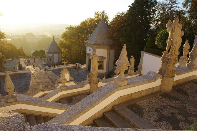 Private Full Day Tour of Guimarães and Braga - Accessibility and Requirements