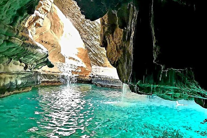 Private Full-Day Wadi Shab and Bimmah Sinkhole Tour - Itinerary Details