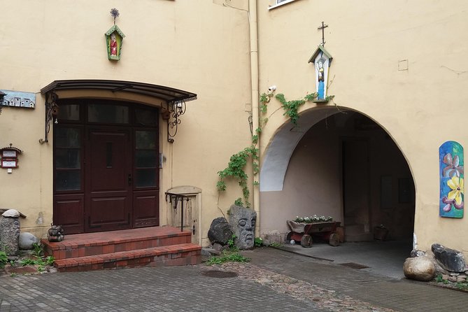 Private Jewish Quarter and Paneriai Memorial Park Tour - Key Highlights
