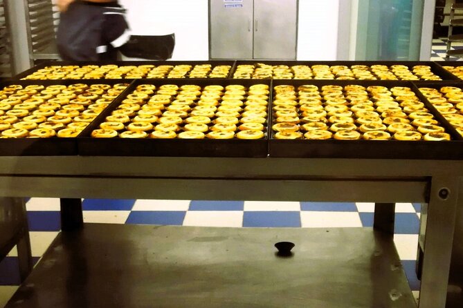 Private Night Tour With Authentic Fado Show and Portuguese Dinner - Inclusions