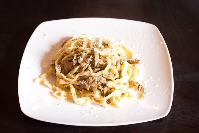 Private Pasta-Making Class at a Cesarinas Home With Tasting in Ascoli Piceno - Inclusions