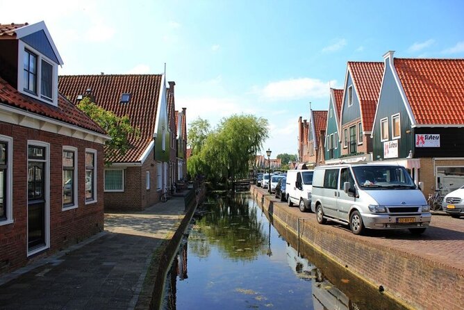 Private Sightseeing Tour to Windmills Cheese Farm and Volendam - Reviews