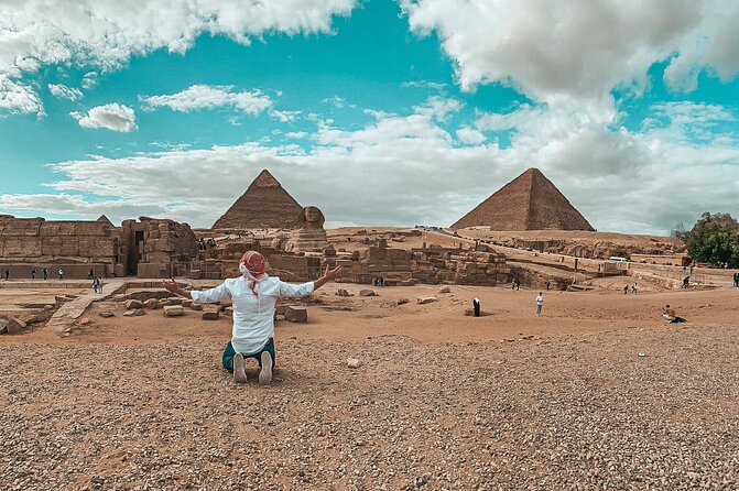 Private Tour at Pyramids & Saqqara & Memphis City & Dahshur - Meeting and Pickup