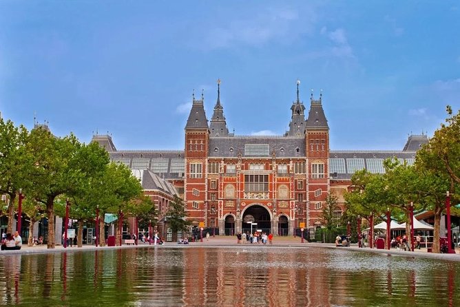 Private Tour: Highlights of Amsterdam + Zaanse Schans Village + Cheese Farm
