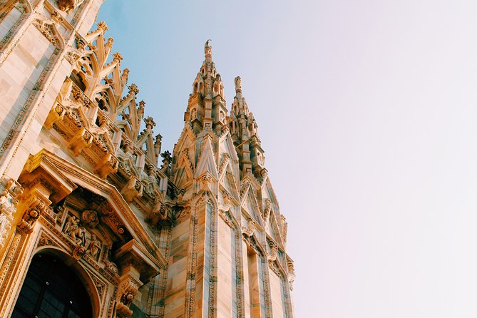 Private Tour in Milan of the Local Food Culture With a Local