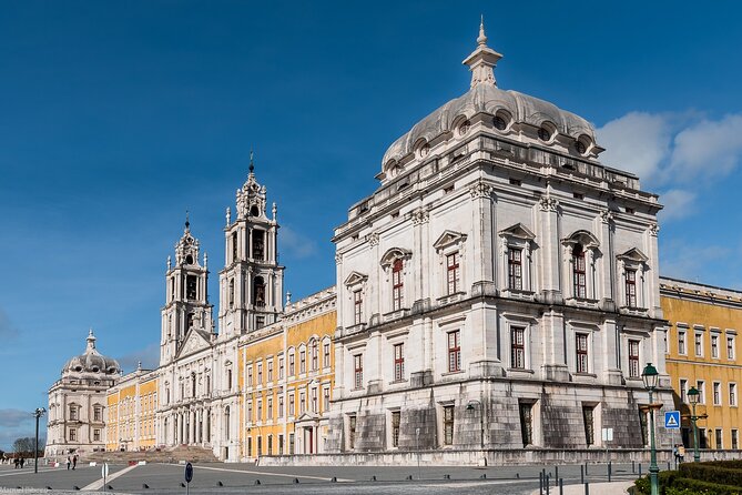 Private Tour to Discover Rural Lisbon: Queluz, Mafra and Ericeira - Meeting and Pickup Details