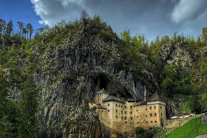 Private Tour to Ljubljana, Postojna Cave & Predjama Castle From Zagreb - Tour Experience