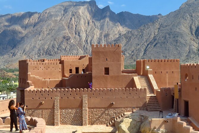 Private Walking Tour in Nakhal and Wakan Valley - Inclusions and Accessibility