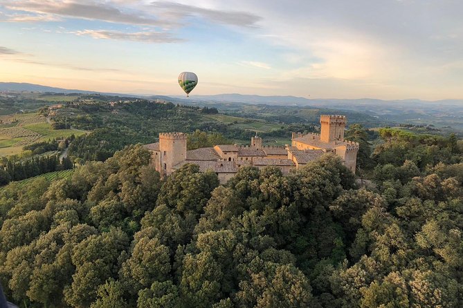 Proposals and Romantic Experiences in Tuscany - Romantic Dinner at Sunset