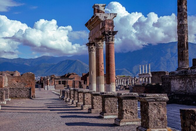 Reserved Entrance to Pompeii Ruins With Digital Audio Guide - Tour Highlights