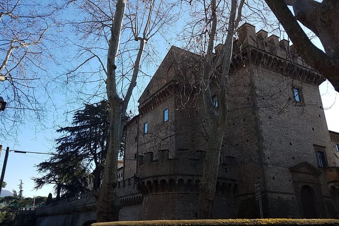 Roman Castles Private Tour From Rome, Lunch Transfer Included - Transportation