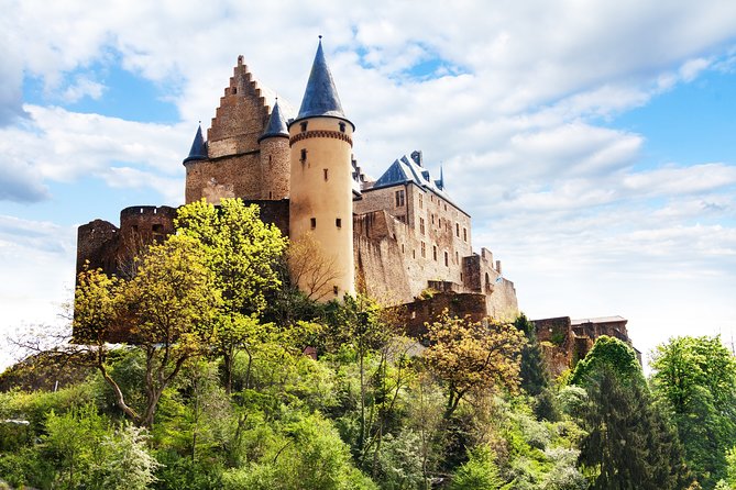 Romantic Tour in Vianden - Meeting Point Details