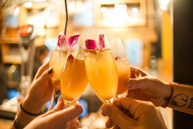 Secret Cocktail Experience in Hoi An - Guide Interactions