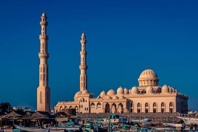 Shore Excursion Private Tour: Hurghada City Sightseeing From Safaga Port - Tour Highlights