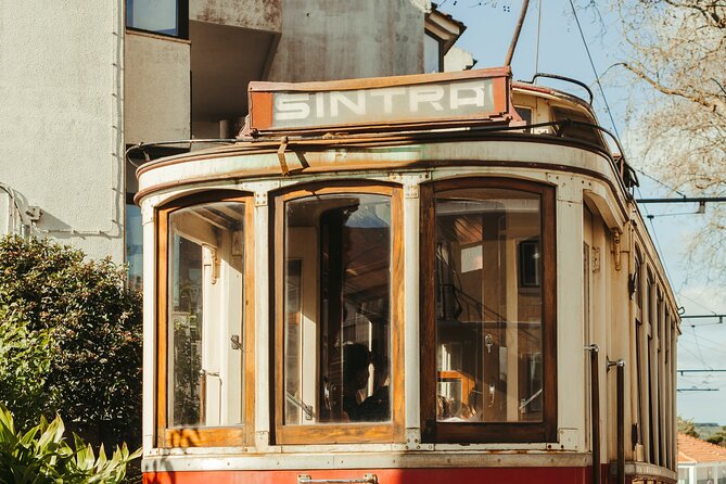 Sintra and Quinta Da Regaleira Excursion by Train From Lisbon - Meeting Point Details