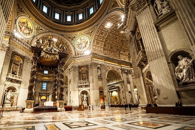 Small Group Guided Tour of St Peter Basilica - Tour Details