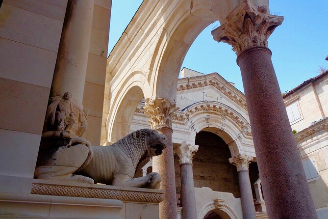 Split Scavenger Hunt and Best Landmarks Self-Guided Tour - Tour Name and Location
