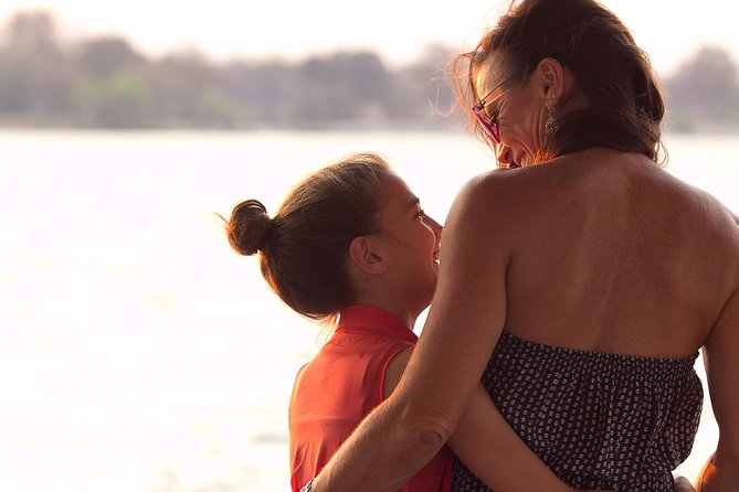 Sundowner Cruise on Zambezi River (Zimbabwe) - Experience Description