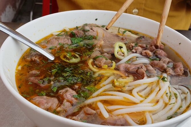 Super Niche Walking Street Food Tour in Ho Chi Minh City - Tour Highlights