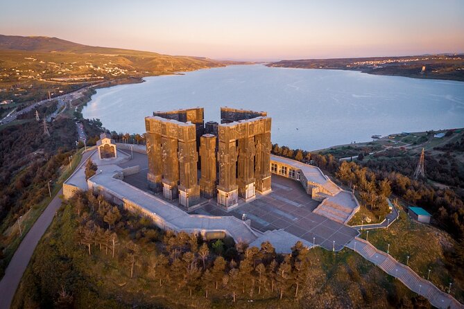 Tbilisi Day Tour: Walking Tour & Panoramic Tour Combo - Tour Details