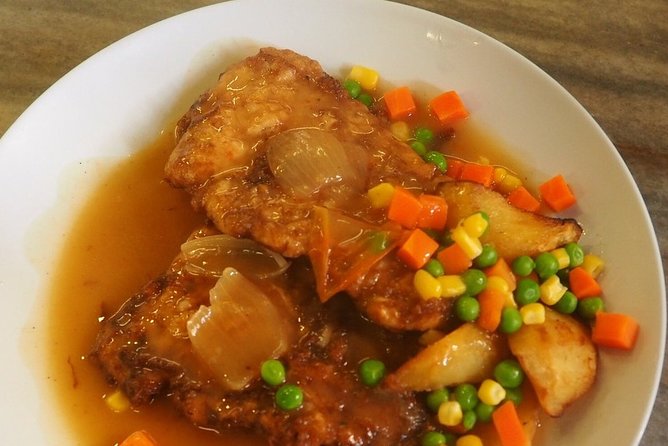The 10 Tastings of Kuala Lumpur With Locals: Private Street Food Tour - Tour Inclusions