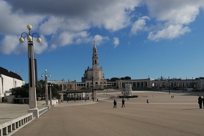 The Grand Private Tour to Fátima, Nazaré and Óbidos - Itinerary Overview