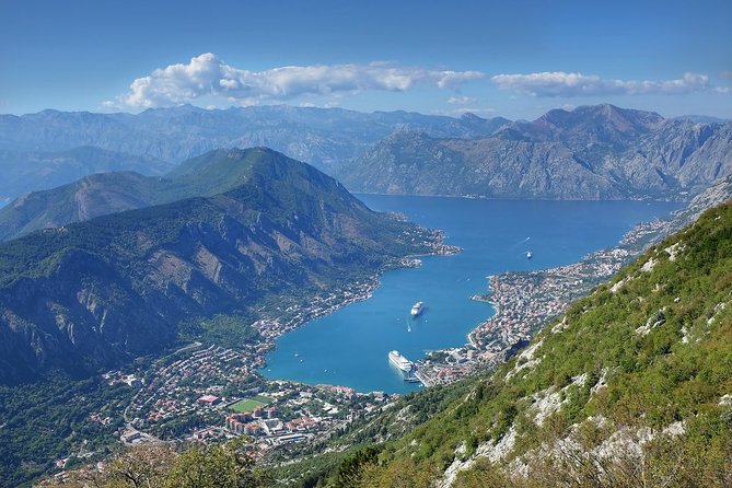 Tirana/Durres ⇔ Budva/Kotor (Montenegro) - Whats Included