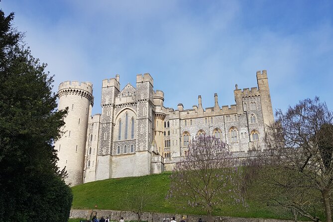Transfer From Southampton to Gatwick Airport via Arundel Castle - Pickup and Drop-off Information