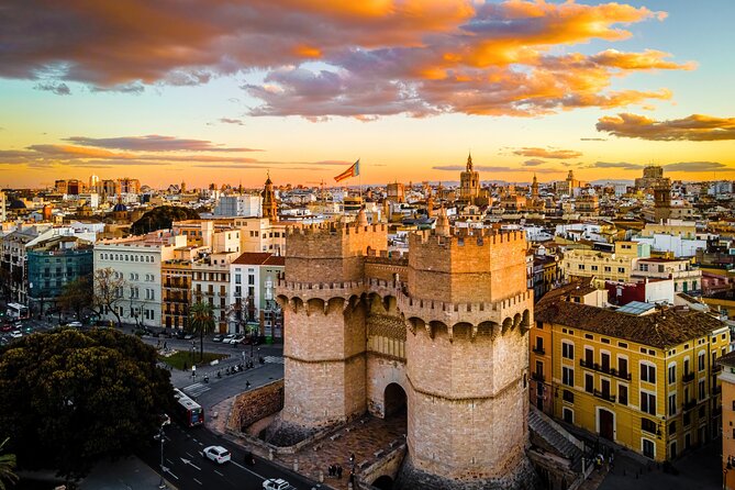 Valencia: Walking Tour With Audio Guide on App