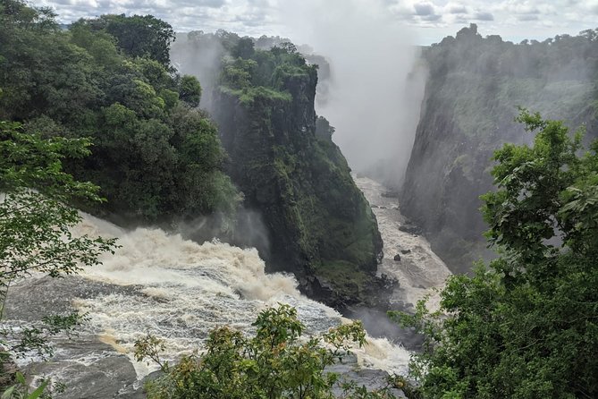 Victoria Falls: Private Guided Tour of the Falls - Meeting and Pickup Information