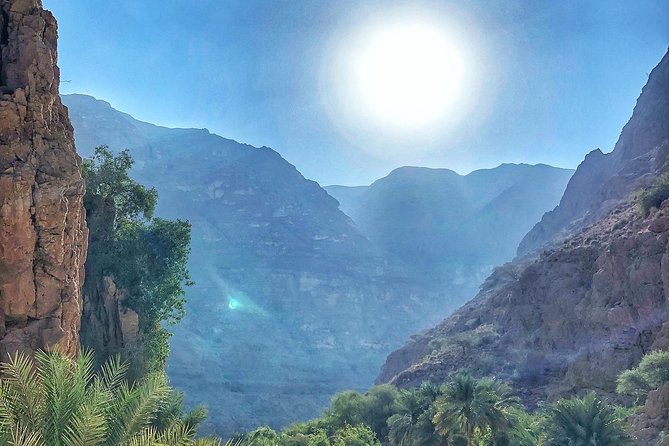 Wadi Shab and Bimmah Sinkhole Group Full Day Tour - Visitor Experiences